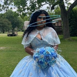 Meet your Posher, Izzy